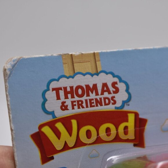 Thomas & Friends Dynamite Ryan GNR and S.C. Ruffey Wooden Railway Train Engine - Picture 11 of 13